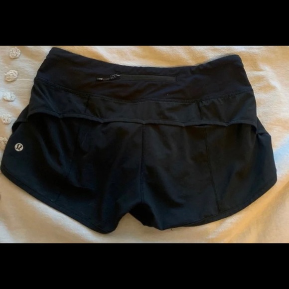 lululemon speed up shorts - Picture 3 of 3
